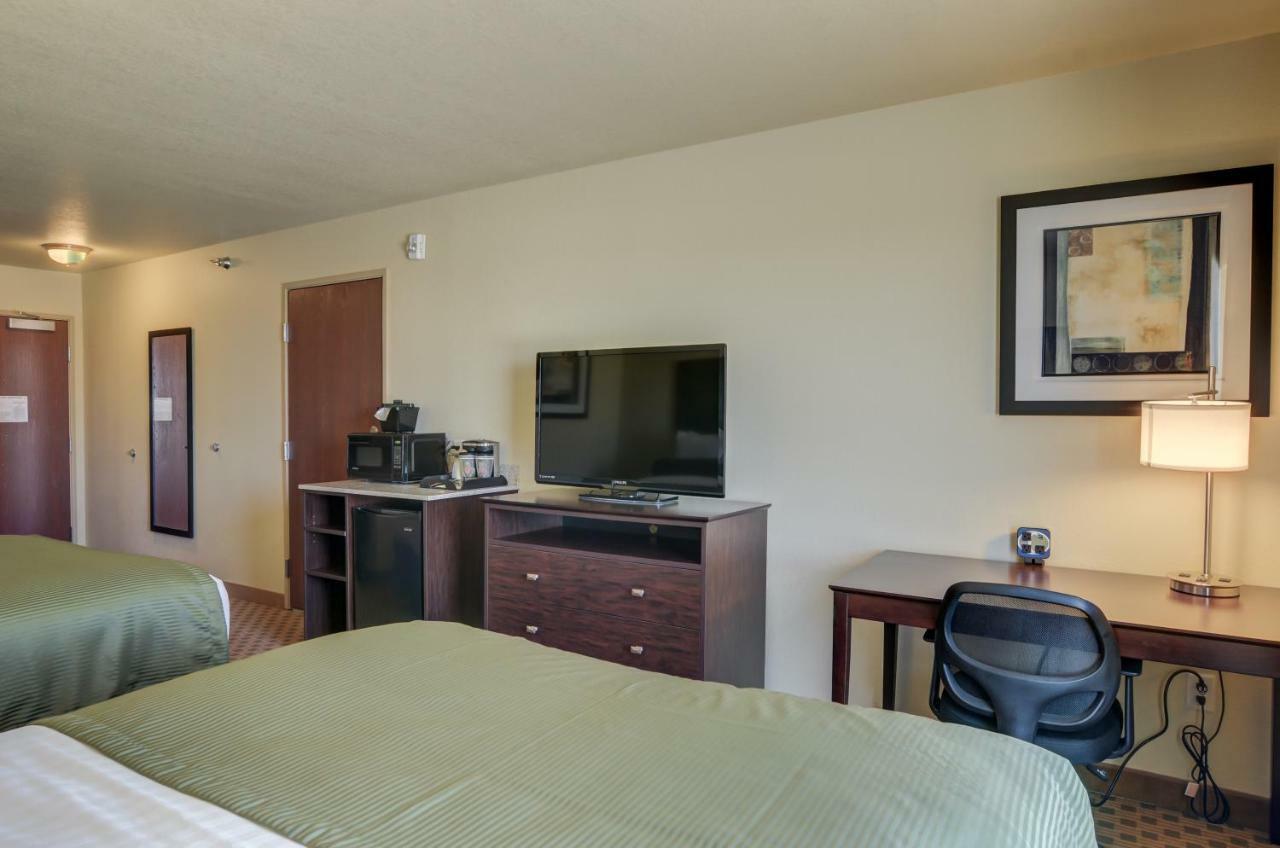Cobblestone Inn And Suites - Eaton Exterior foto