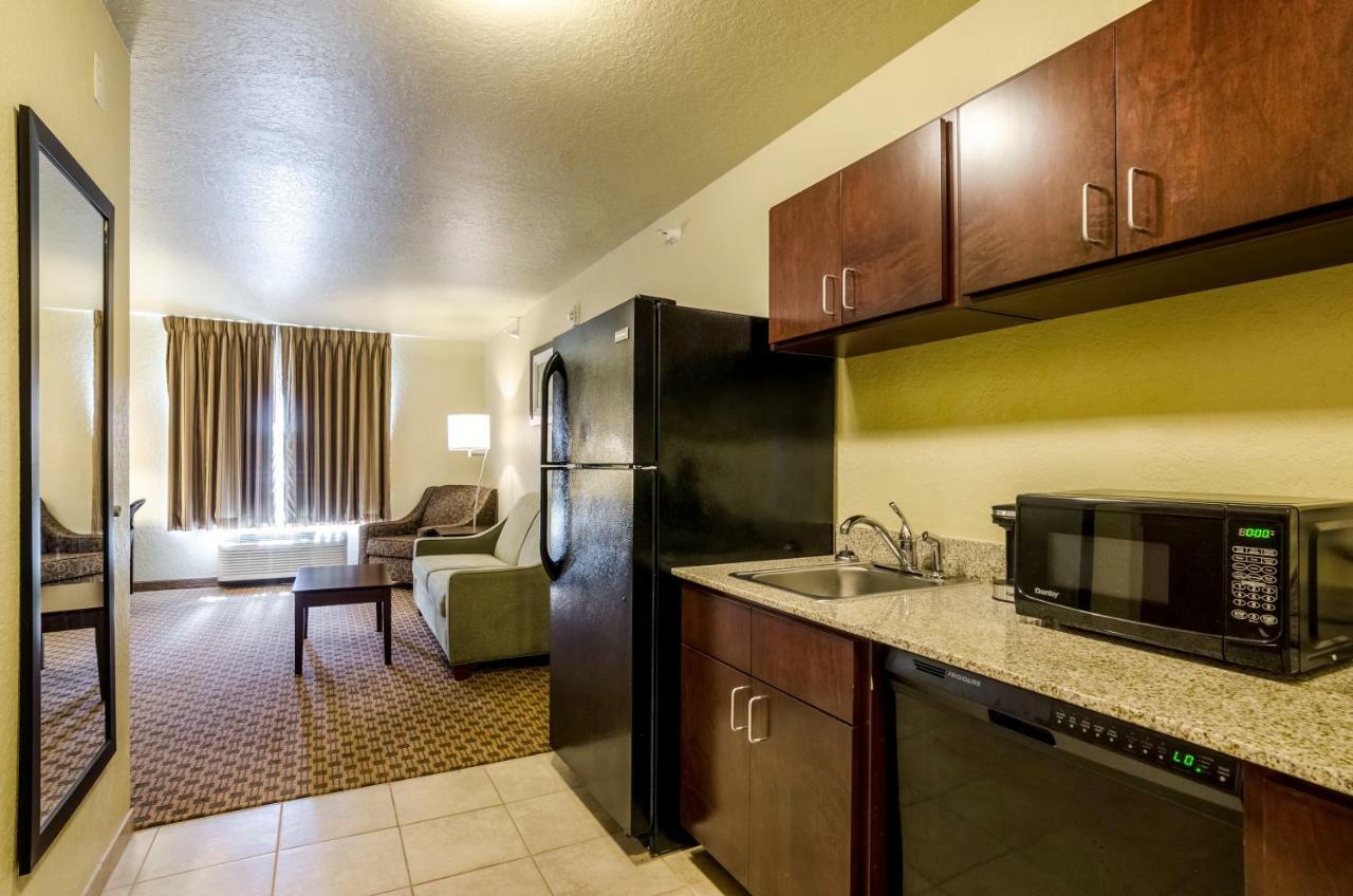 Cobblestone Inn And Suites - Eaton Exterior foto
