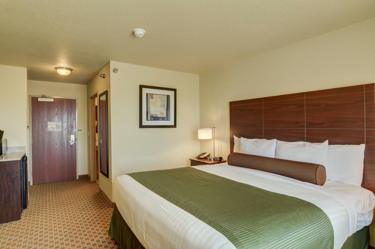 Cobblestone Inn And Suites - Eaton Exterior foto